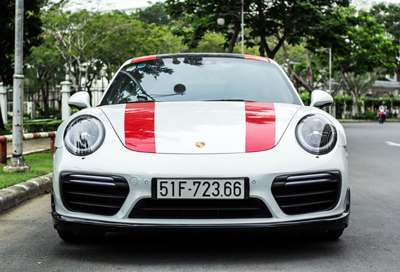 Bộ tứ Porsche 911 tụ hội ở Sài Gòn
